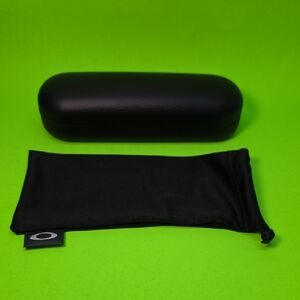 Oakley Black Clamshell Eyeglass Case (Case Only)